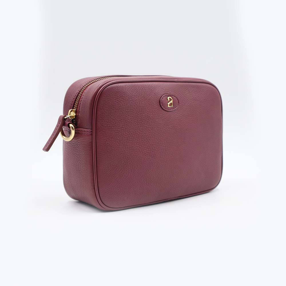 B023001 Bags for men by y-not India